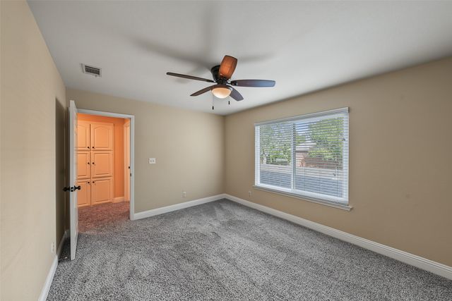 1800 Trail Lake Drive, Euless, TX 76039