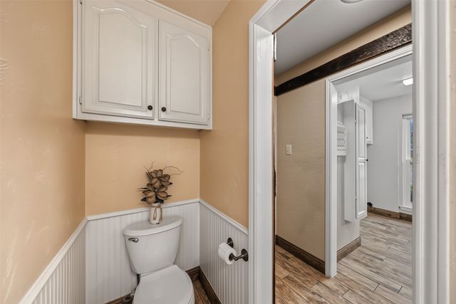 1800 Trail Lake Drive, Euless, TX 76039