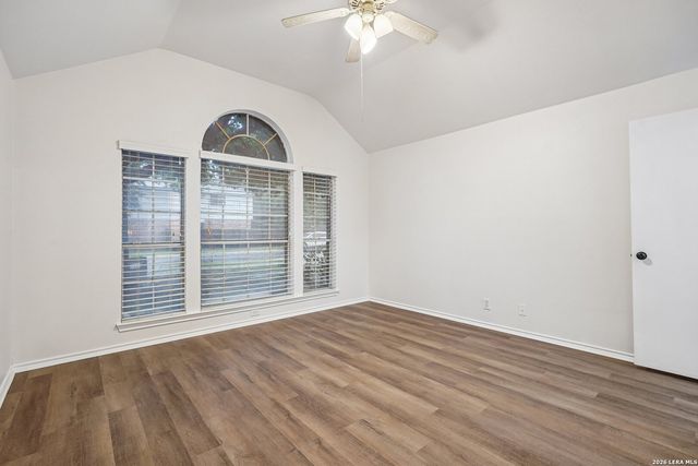 1200 DOVE MDWS, Schertz, TX 78154