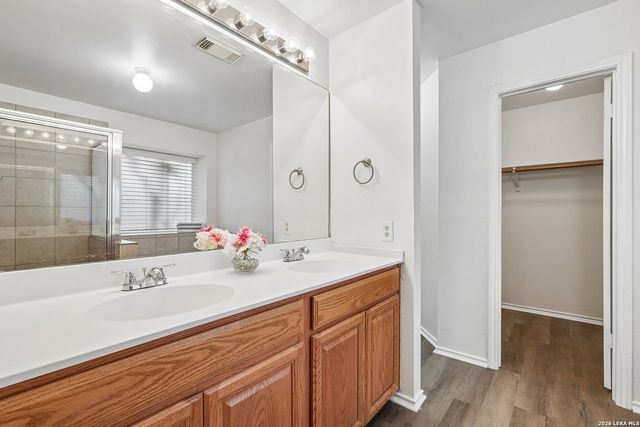 1200 DOVE MDWS, Schertz, TX 78154