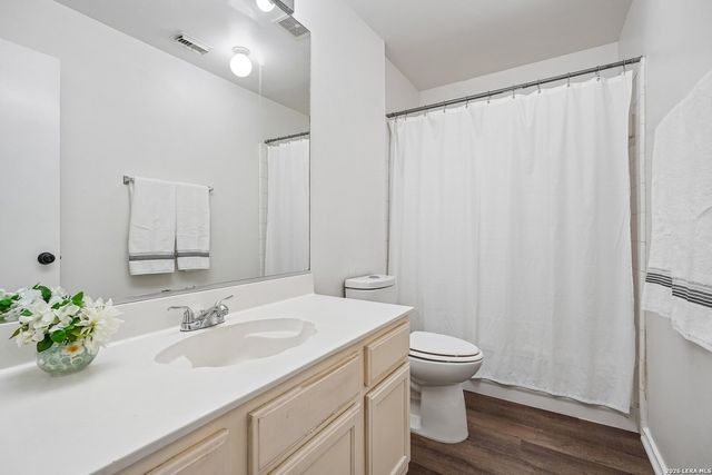 1200 DOVE MDWS, Schertz, TX 78154