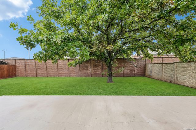 1200 DOVE MDWS, Schertz, TX 78154