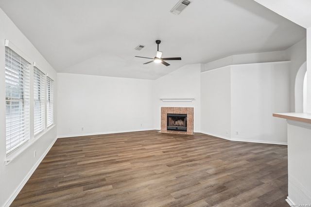 1200 DOVE MDWS, Schertz, TX 78154