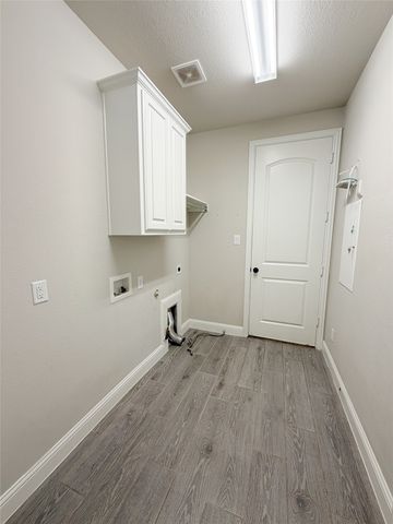 6800 Frying Pan Drive, Mckinney, TX 75070