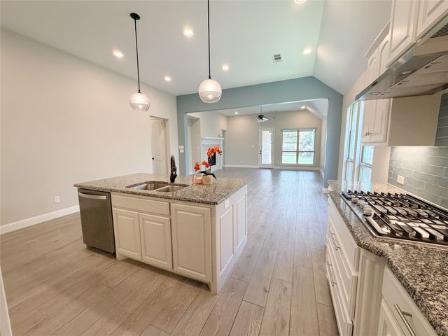 6800 Frying Pan Drive, Mckinney, TX 75070