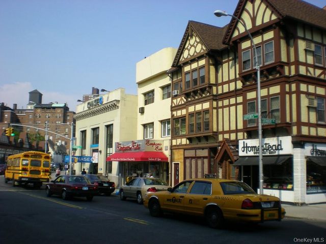 131-11 Kew Gardens Road 4B, Richmond Hill, NY 11418