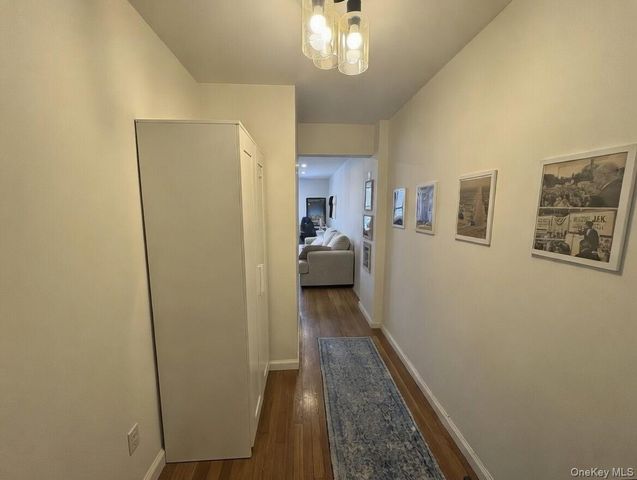 131-11 Kew Gardens Road 4B, Richmond Hill, NY 11418