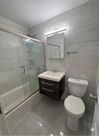 131-11 Kew Gardens Road 4B, Richmond Hill, NY 11418