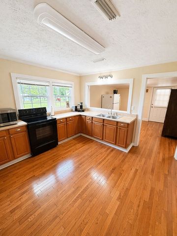 201 River, Columbia, AL 36319