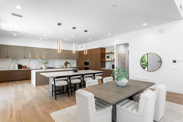 5023 W LEONA STREET, Tampa, FL 33629