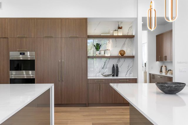 5023 W LEONA STREET, Tampa, FL 33629