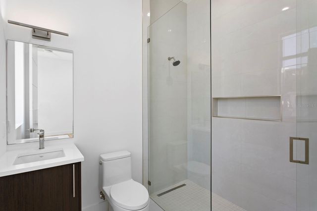 5023 W LEONA STREET, Tampa, FL 33629