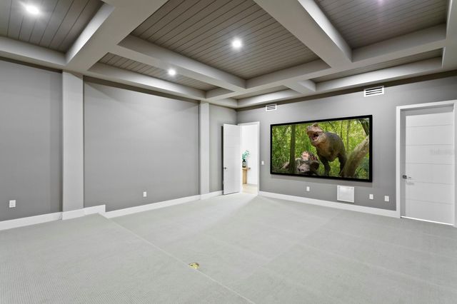 5023 W LEONA STREET, Tampa, FL 33629