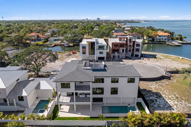 5023 W LEONA STREET, Tampa, FL 33629