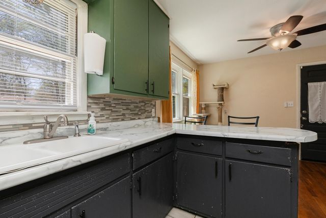 206 E Cherokee Street, Springfield, MO 65807