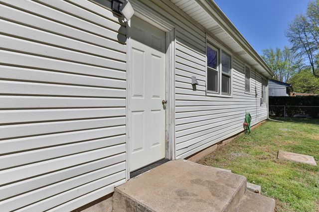 206 E Cherokee Street, Springfield, MO 65807