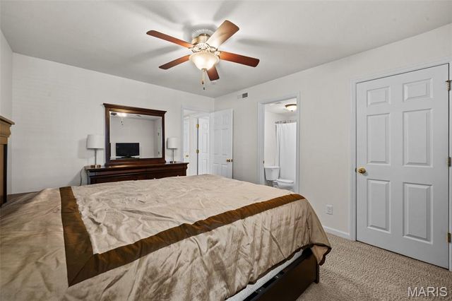 1934 Greenpoint Drive 203, Kirkwood, MO 63122