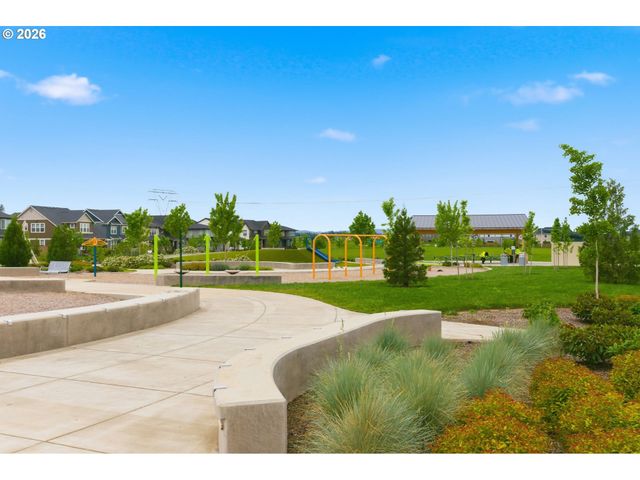 8177 Se AGATE St, Hillsboro, OR 97123