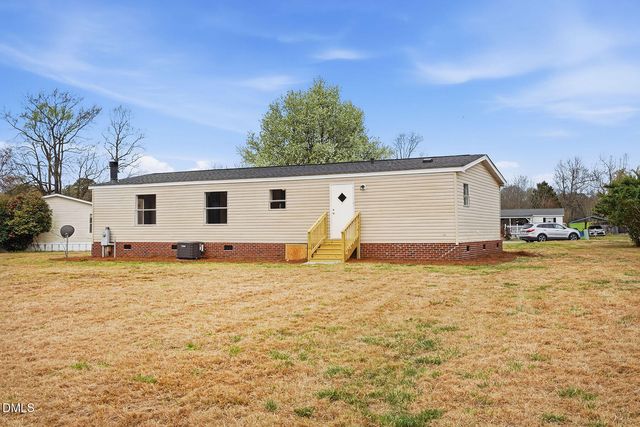 106 Bladestone Place, Pikeville, NC 27863