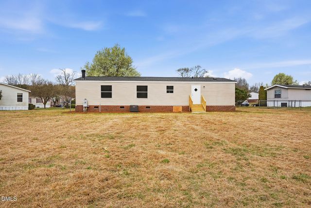 106 Bladestone Place, Pikeville, NC 27863