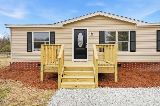 106 Bladestone Place, Pikeville, NC 27863