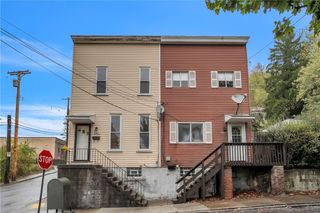 3240 Rothpletz St, Marshall Shadeland, PA 15212