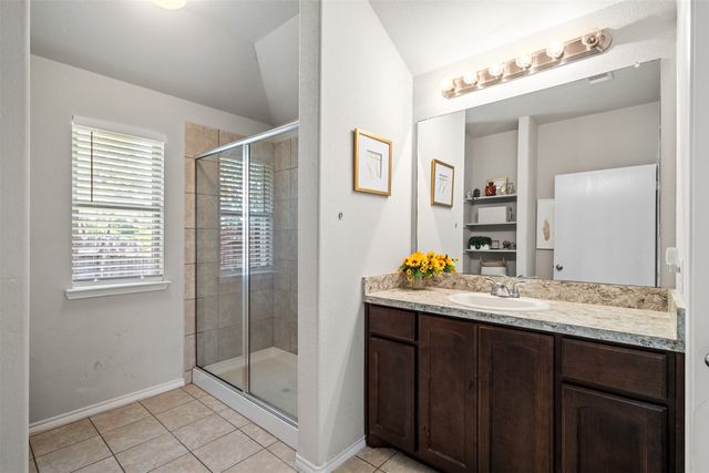 838 E Harvey Avenue, Fort Worth, TX 76104