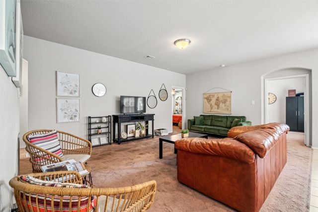 838 E Harvey Avenue, Fort Worth, TX 76104