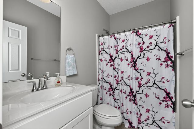 10252 Harlequin Court, Alexandria, KY 41001