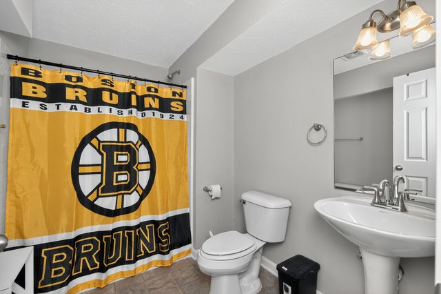 10252 Harlequin Court, Alexandria, KY 41001