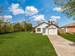 416 Scott Lane, Pilot Point, TX 76258