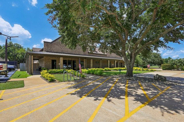 32810 Wall Flower Drive, Fulshear, TX 77441