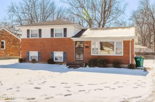 5014 Barnes Dr, Louisville, KY 40219