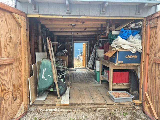 5120 Avenue S, Galveston, TX 77551