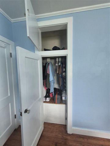 5120 Avenue S, Galveston, TX 77551