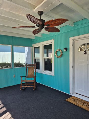 5120 Avenue S, Galveston, TX 77551