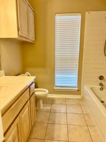 2151 Arbor Creek Drive, Carrollton, TX 75010