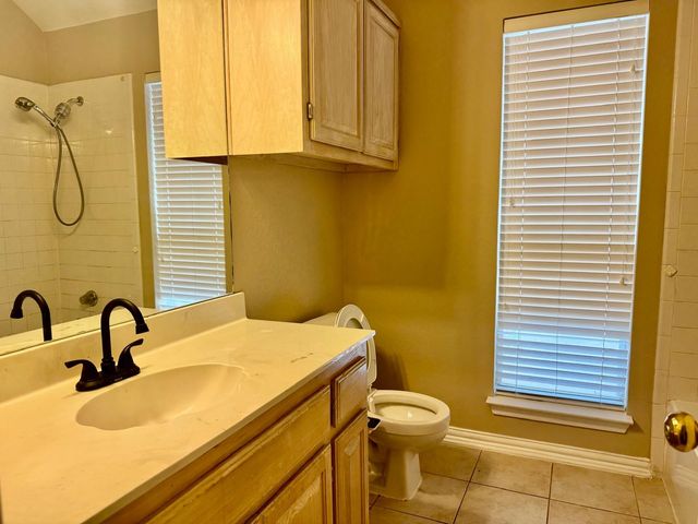 2151 Arbor Creek Drive, Carrollton, TX 75010