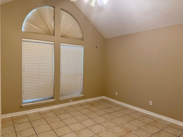 2151 Arbor Creek Drive, Carrollton, TX 75010