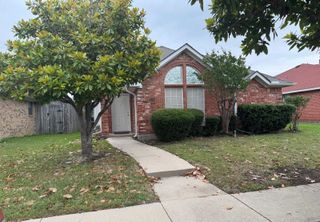 2151 Arbor Creek Drive, Carrollton, TX 75010