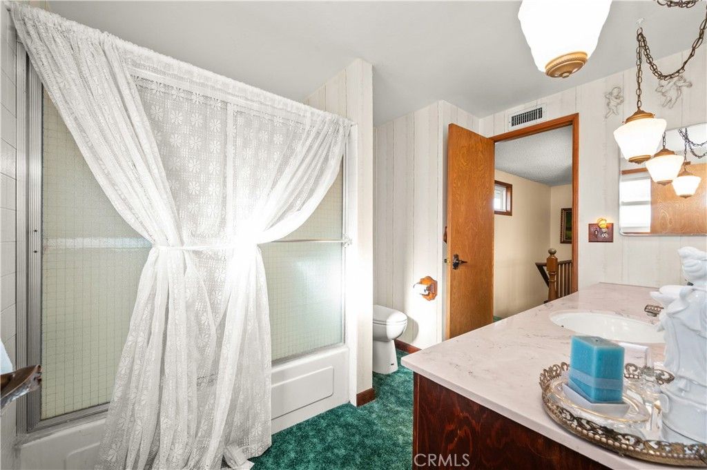 Image 26 of property listing at 15330 Saranac Drive, Whittier, CA 90604