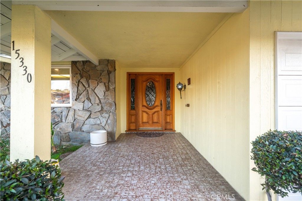 Image 4 of property listing at 15330 Saranac Drive, Whittier, CA 90604