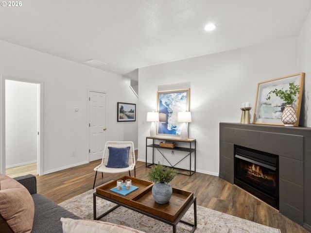 21226 Osburn Loop, Fairview, OR 97024