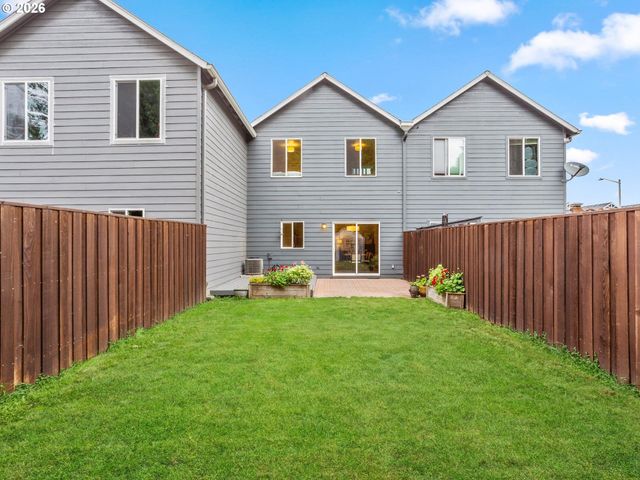 21226 Osburn Loop, Fairview, OR 97024