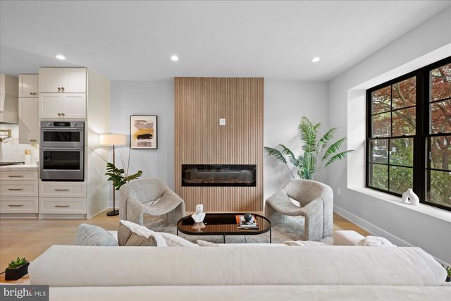 4441 HARRISON ST NW, Washington, DC 20015