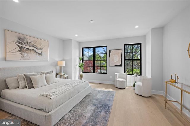 4441 HARRISON ST NW, Washington, DC 20015