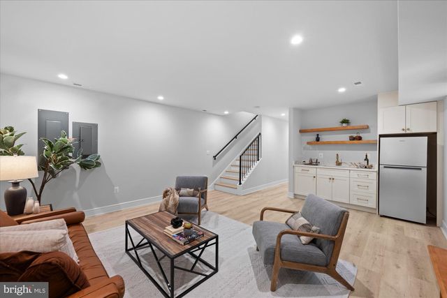 4441 HARRISON ST NW, Washington, DC 20015