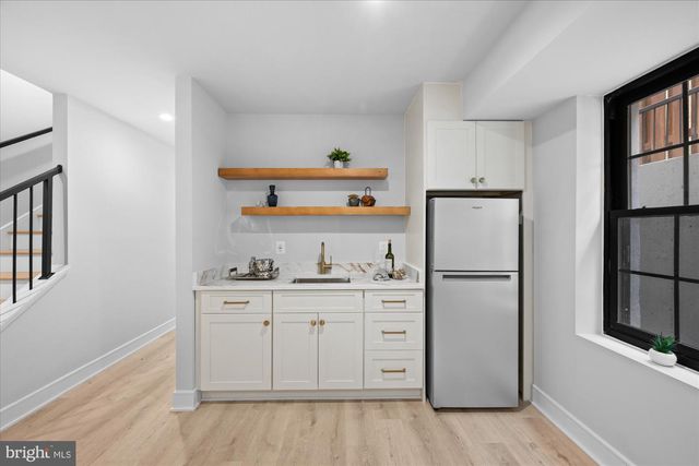 4441 HARRISON ST NW, Washington, DC 20015