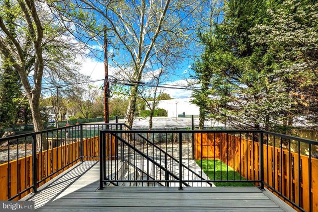4441 HARRISON ST NW, Washington, DC 20015