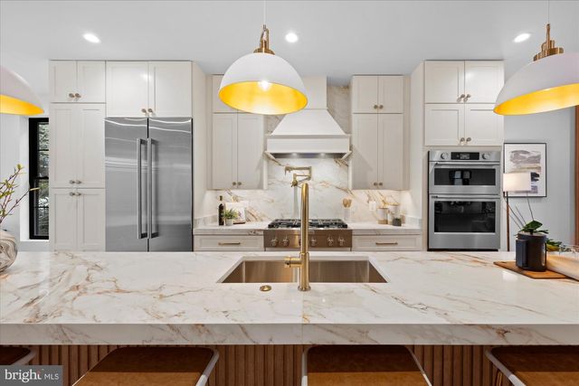 4441 HARRISON ST NW, Washington, DC 20015